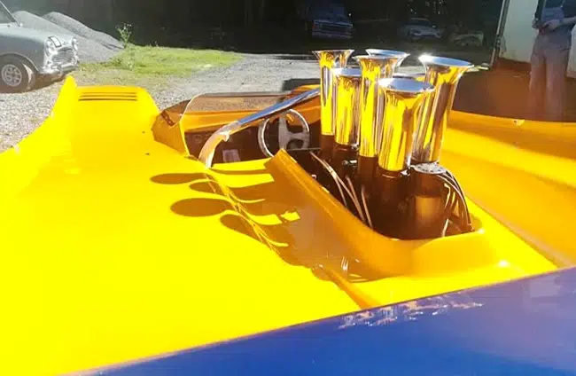 Admission et détails moteur McLaren Can-Am
